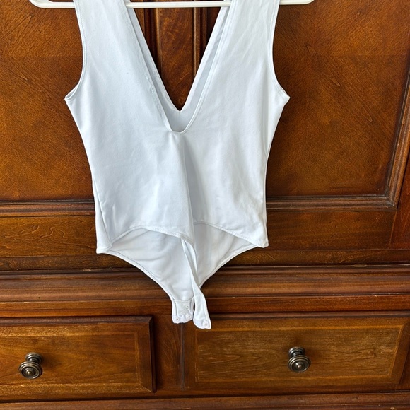 Free People- 4 for $20 Bodysuits (4) sold together or sold individually $5 each - Picture 2 of 8